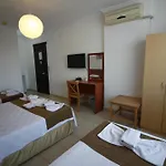 Bonapart Hotel Çeşme