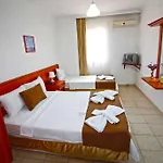 Bonapart Hotel 2*