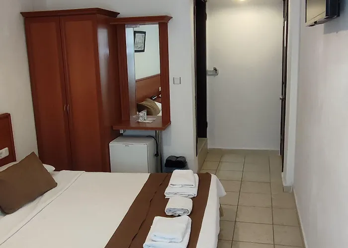 酒店 邦帕特酒店 Çeşme