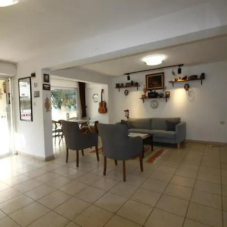Bonapart Hotel 2*