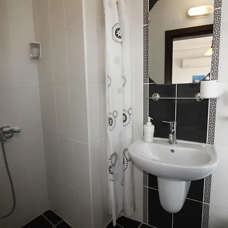 Bonapart Hotel 2*