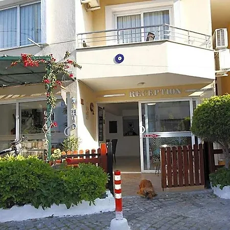 فندق Bonapart Çeşme
