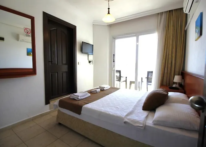 Bonapart Szálloda Çeşme