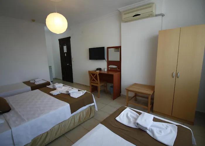 Bonapart Szálloda Çeşme